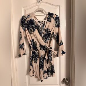 Free people romper size xs. Excellent condition, worn only once.